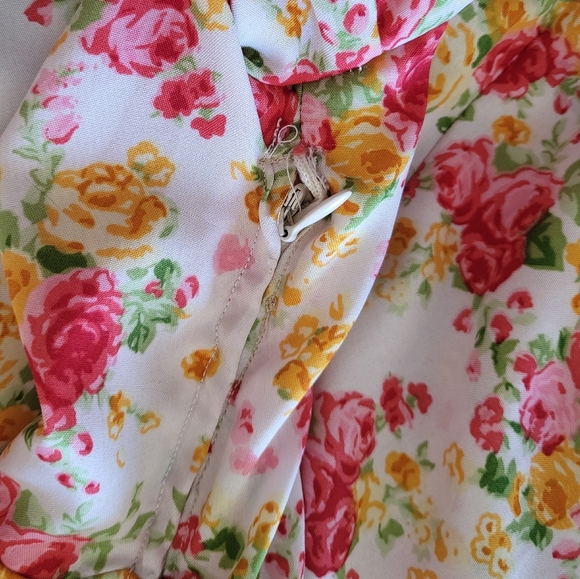 Vintage Cabbage Roses Floral Midi Dress Long Sleeves S/M No Tags - Picture 7 of 8